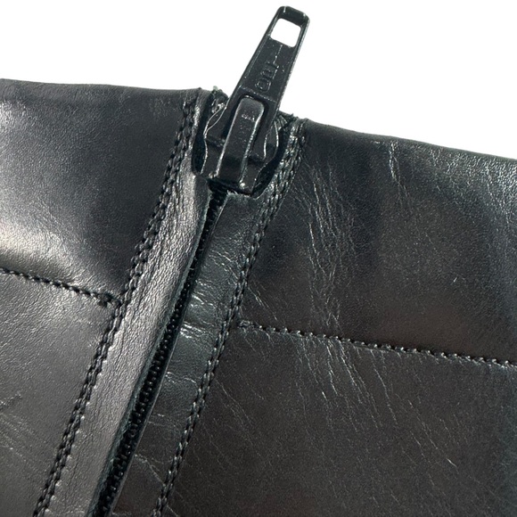 DIOR Logo Black Leather Women's Ankle Boots Marked as 8.5 US Made in Italy - Picture 8 of 14